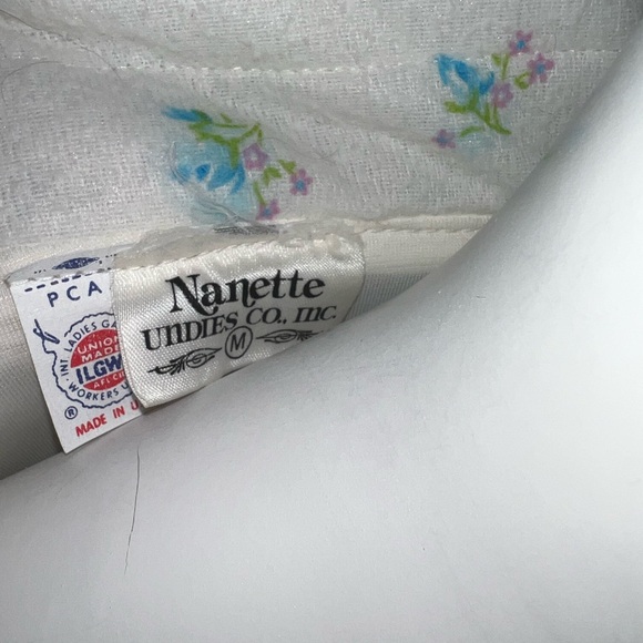 Vintage paper tag button up pajama top 🪻 - Picture 3 of 3